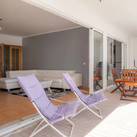 Apartamento S. Joao アパート ラゴス